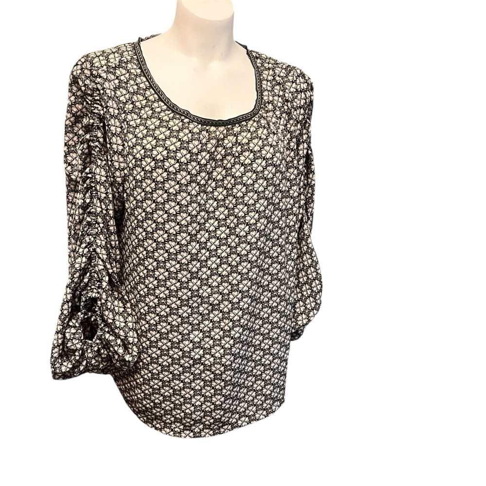 Max Studio Patterned Top - Picture 2 of 9